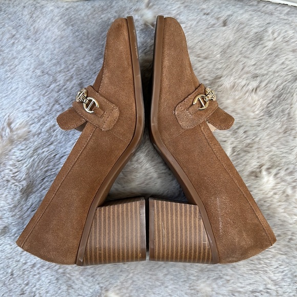 Alex Marie | Farin Suede Chain Hardware Loafer Pumps, in Camel - Picture 5 of 15
